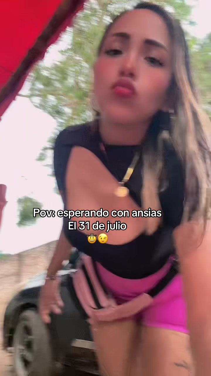 @La Vivi💜🏍️😘