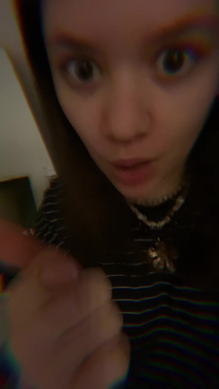 @Ava_hlk