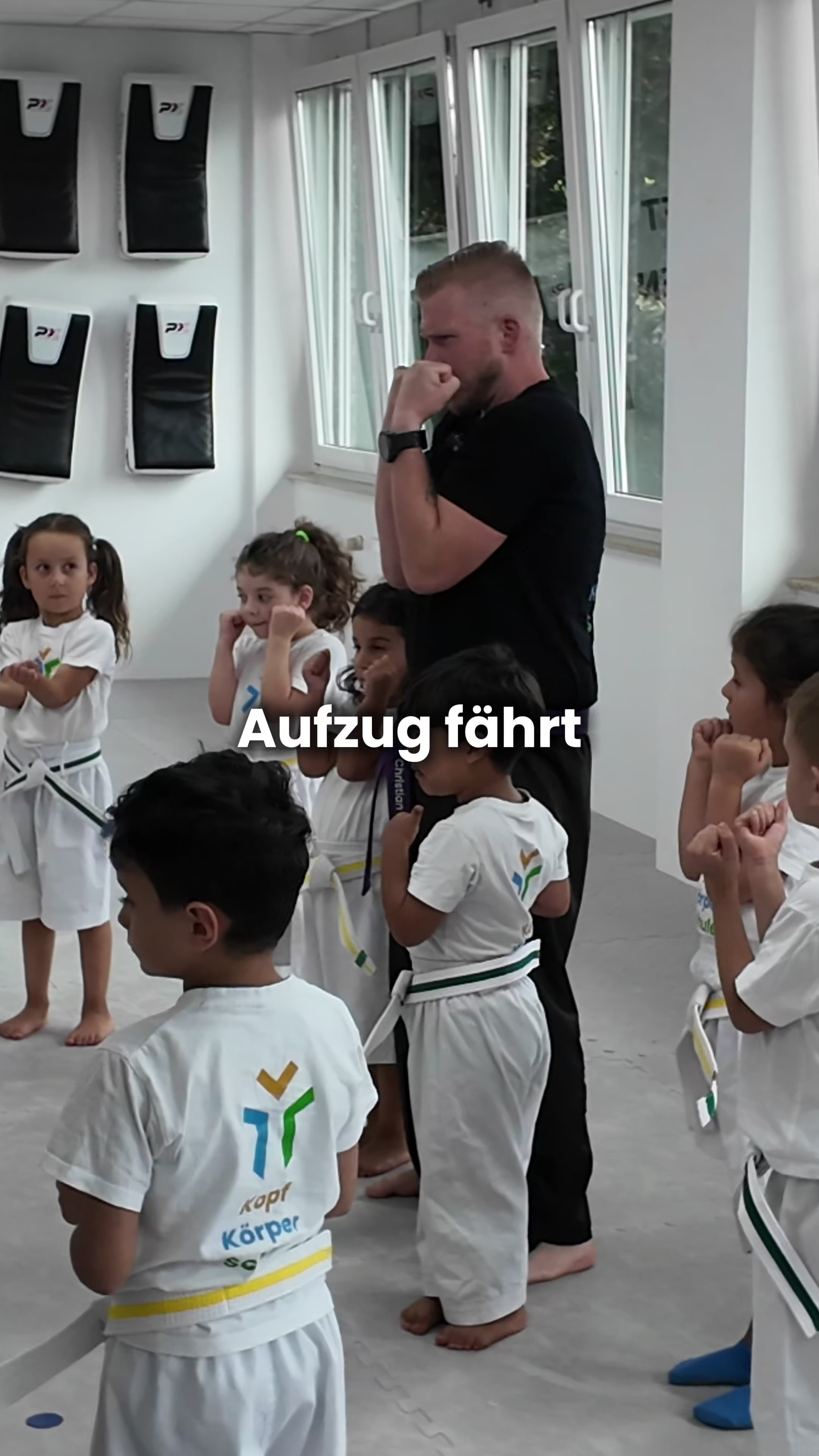 @Kopf Körper Schule