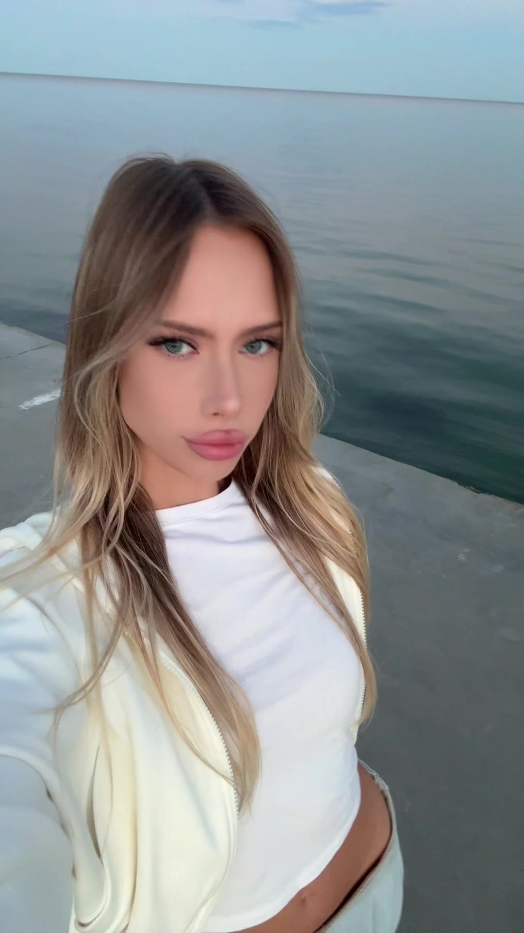 @Элиса
