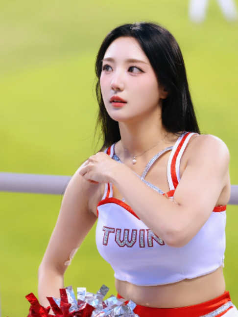 @sporty mango