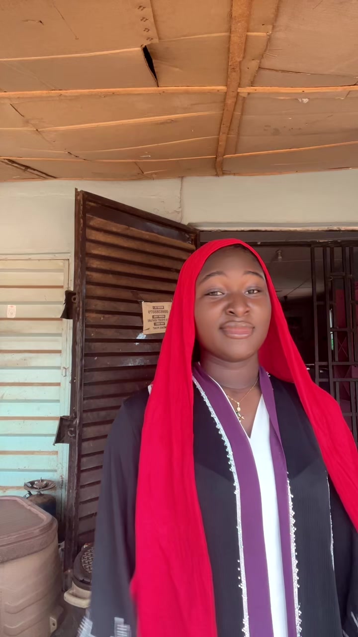 @FATHIAT🥳💯🌺🌸