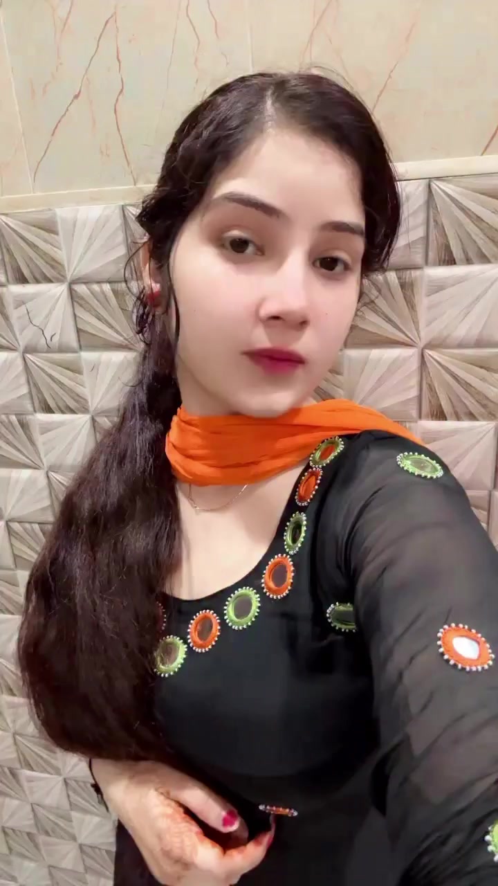 @Ayesha Khan