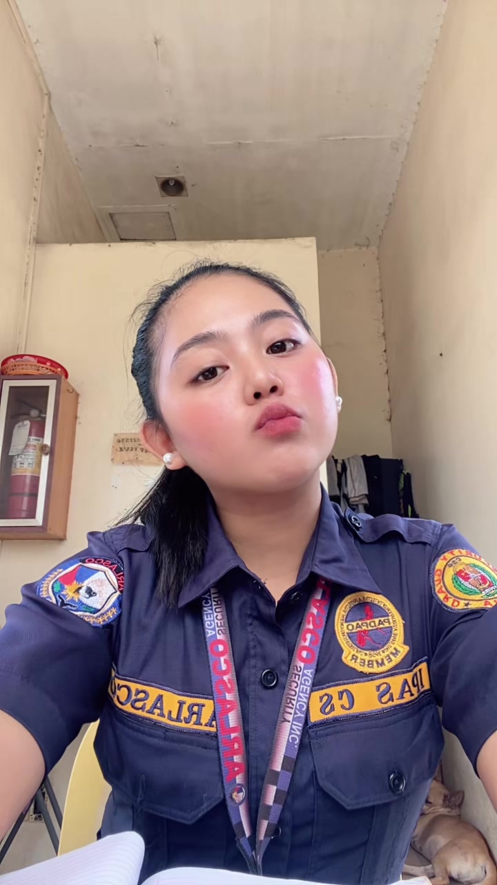 @khriz