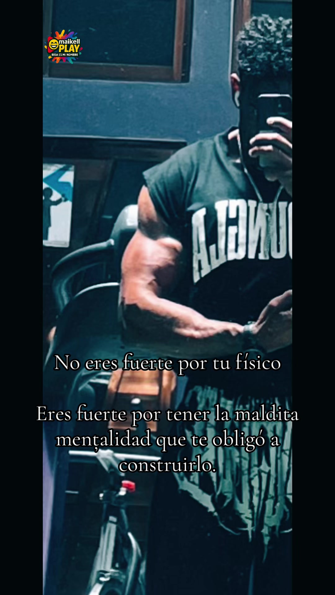 @MaikellPLAY -risa es mi nombre
