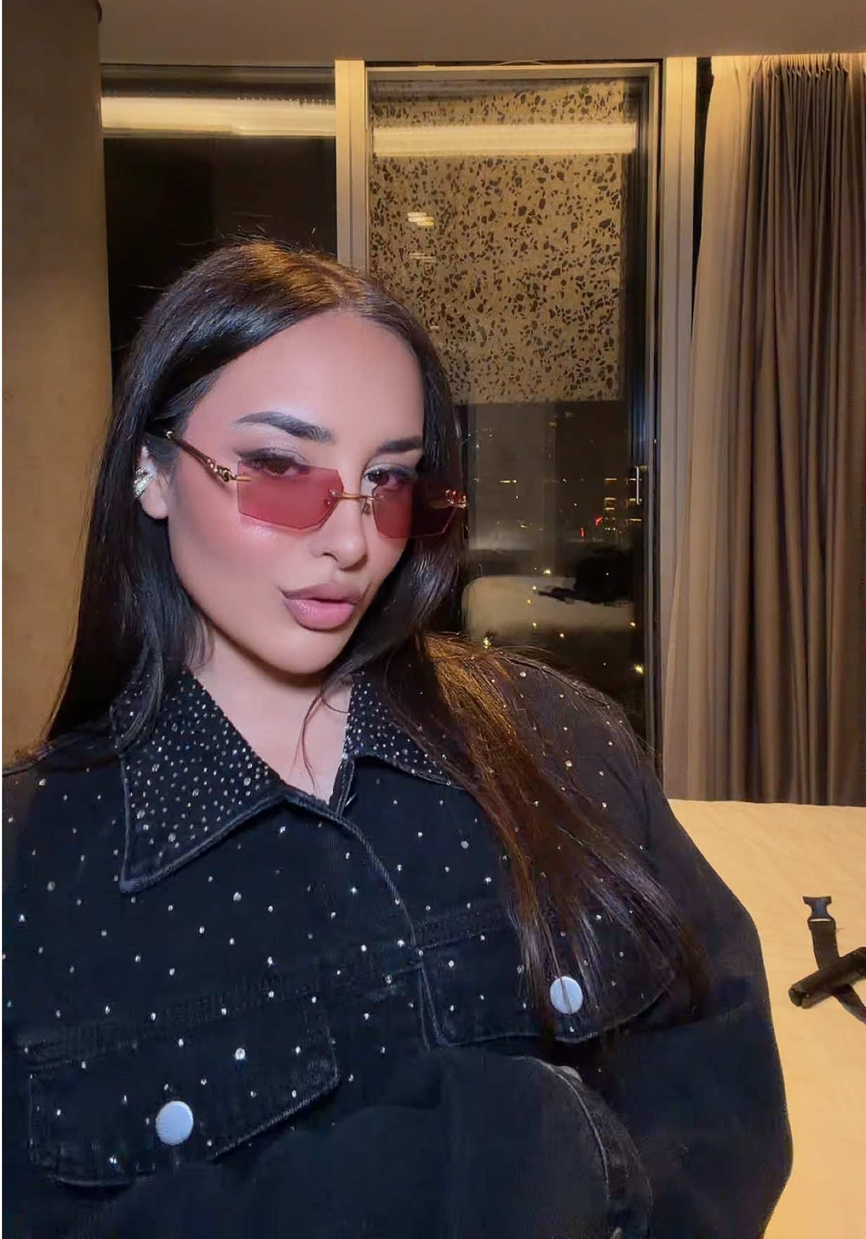 @EIXHI