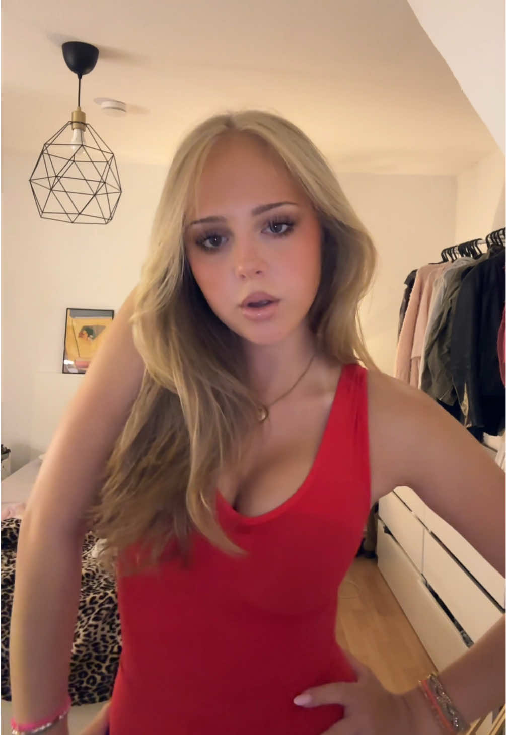 @𝓿𝓪𝓵𝓮𝓷𝓽𝓲𝓷𝓪