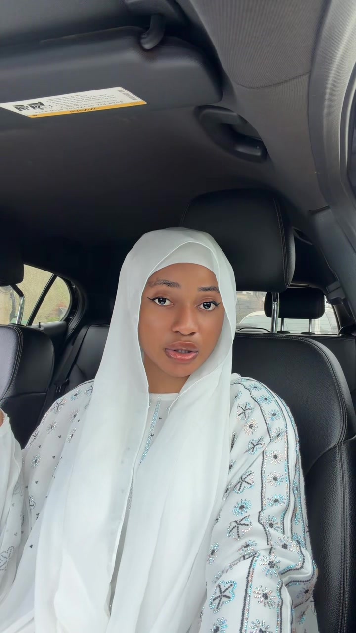 @𝑴𝑯𝑰𝒁 𝑹𝑶𝒀𝑨𝑳👸