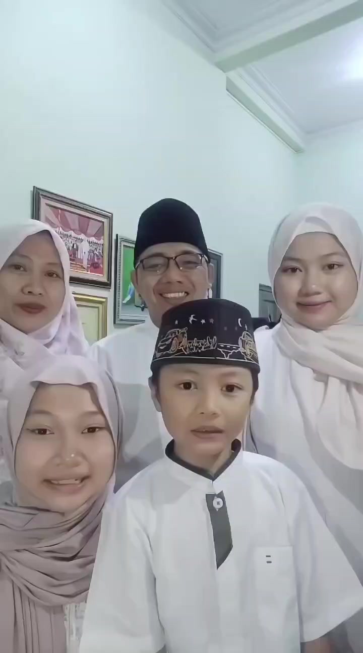 @Bang _J / Pak Zaenal SMANTASS