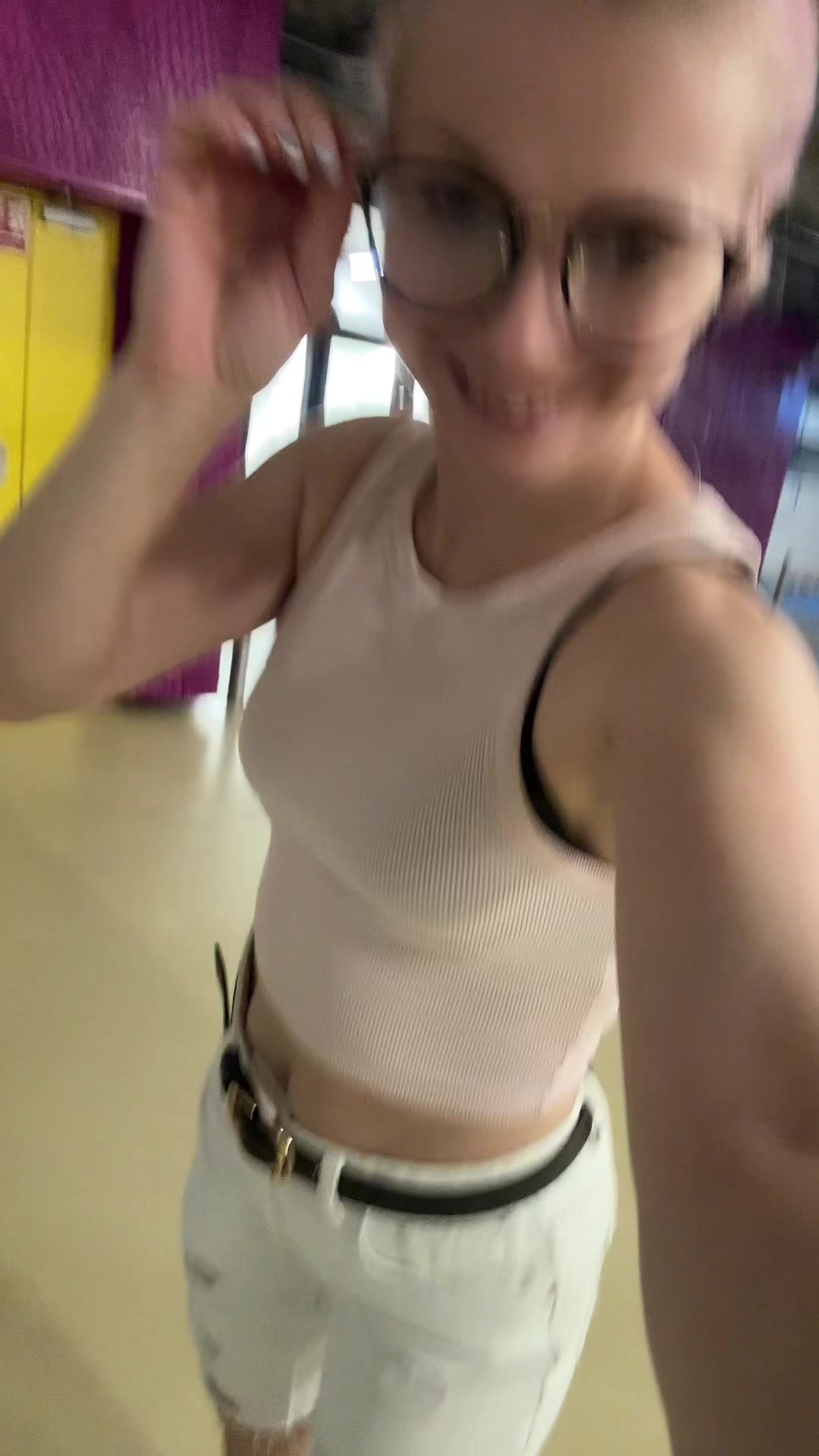 @SmileyDani158