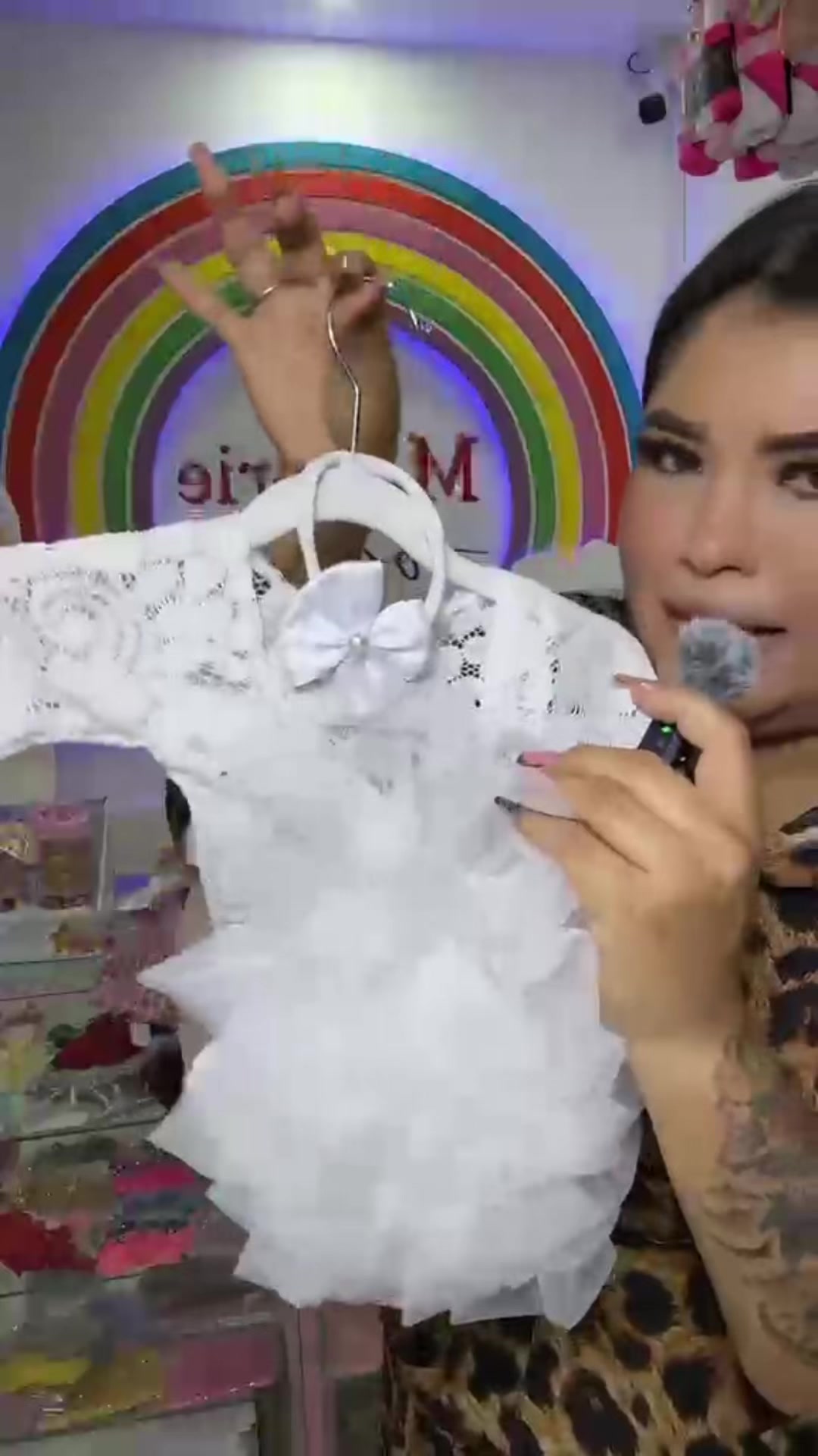 @Nayeli López