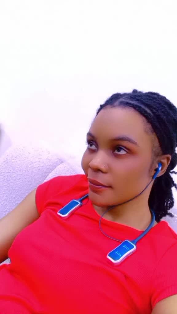 @happy gal 256