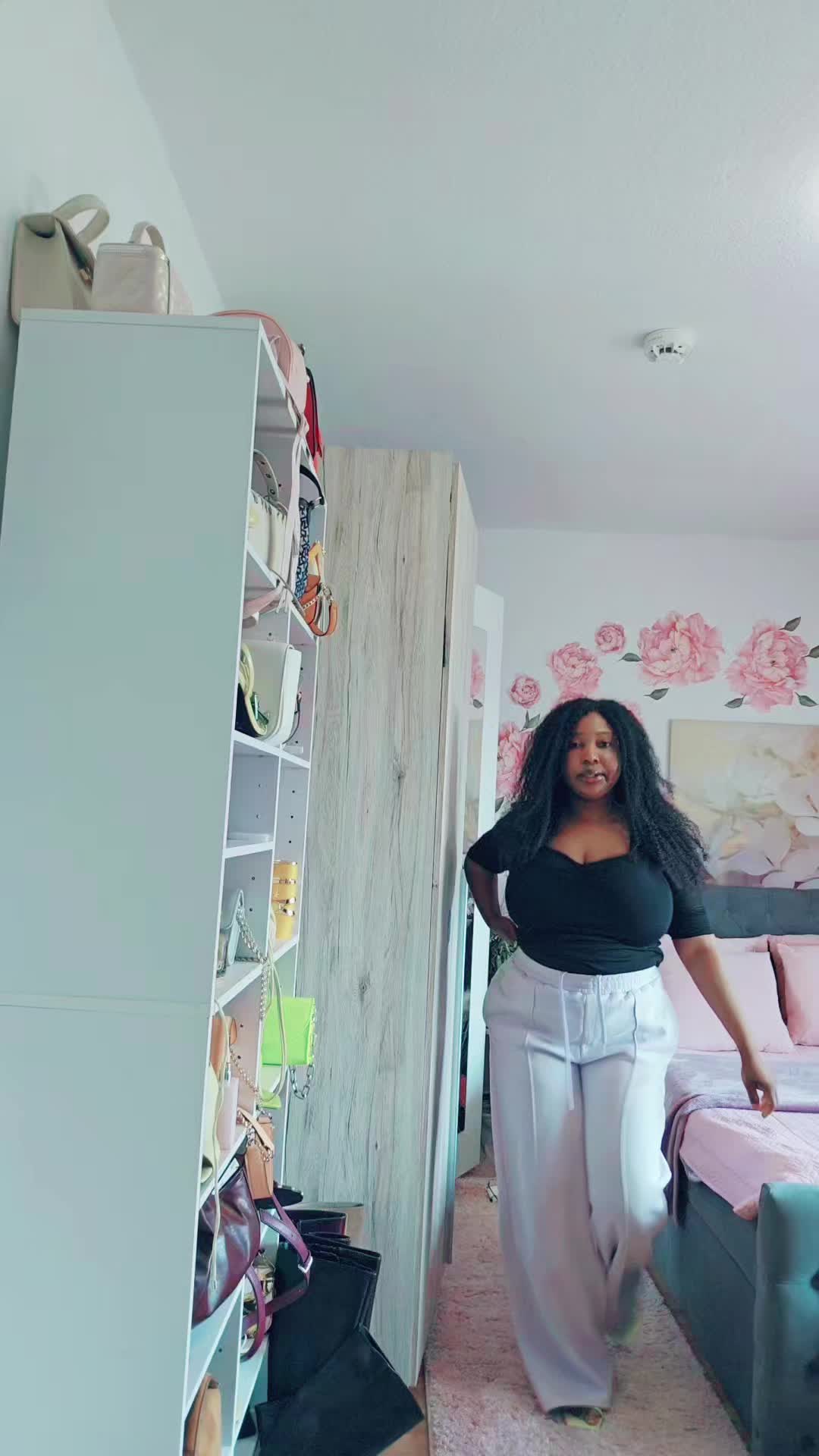 @Viv-lgbins4