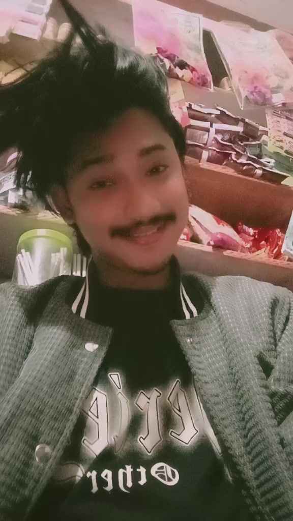 @Who_is_Aarush