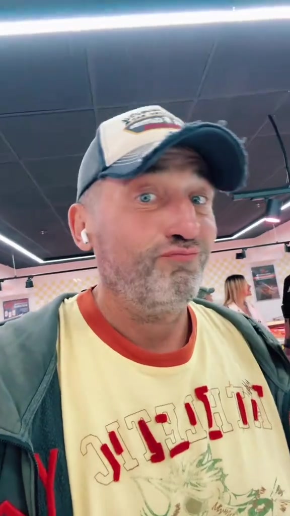 @Паша