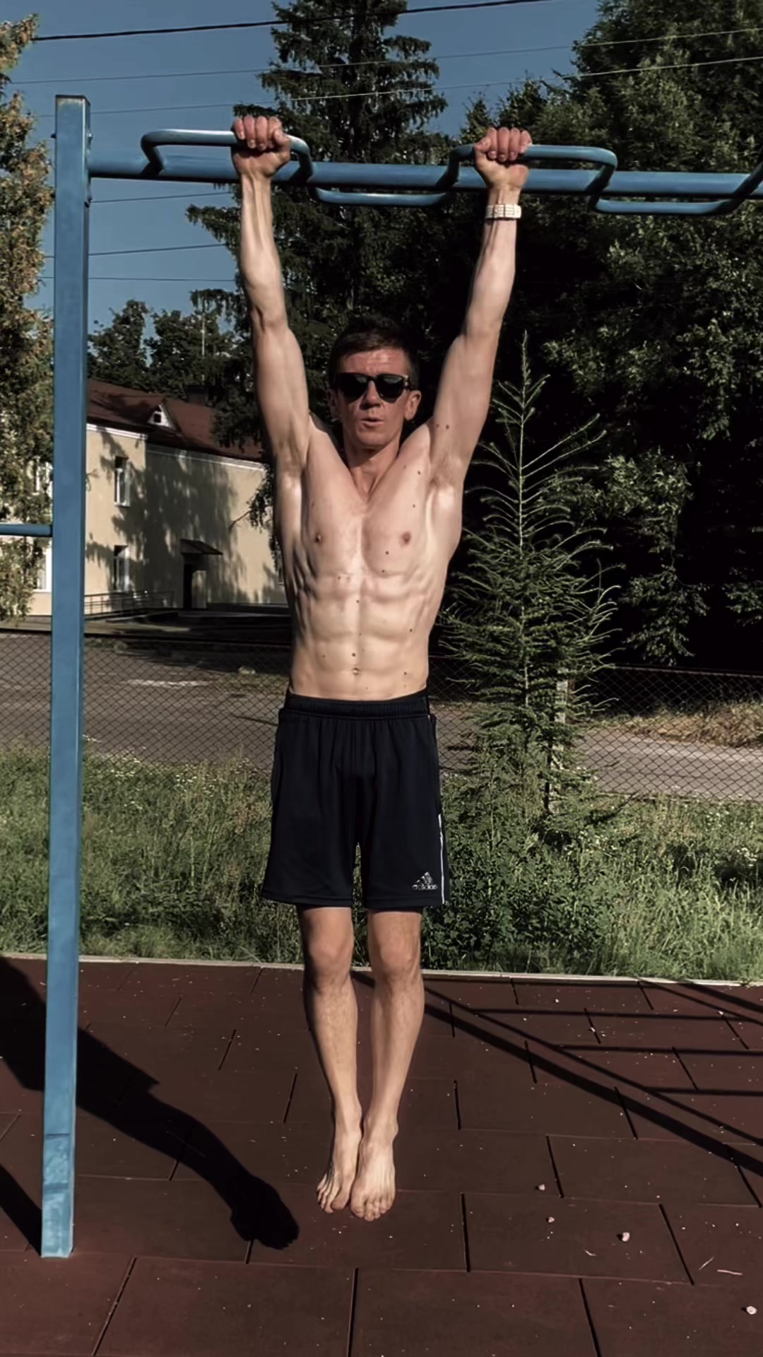 @Бодя павук 🦂🥇🏃