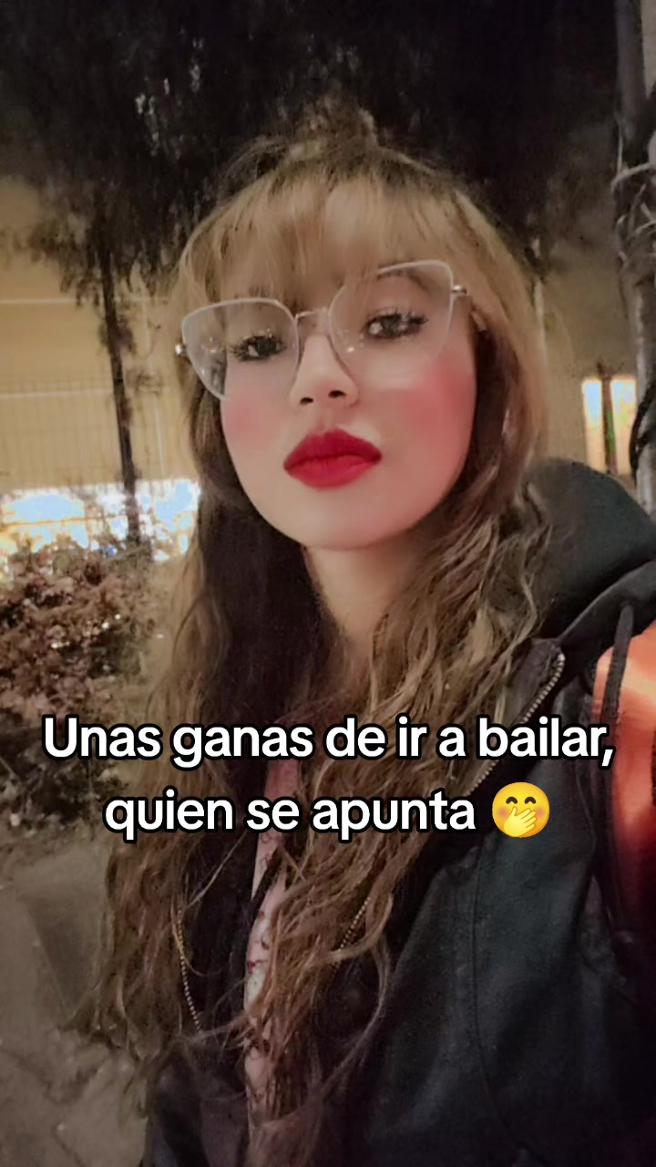 @Lola Juarez Flores