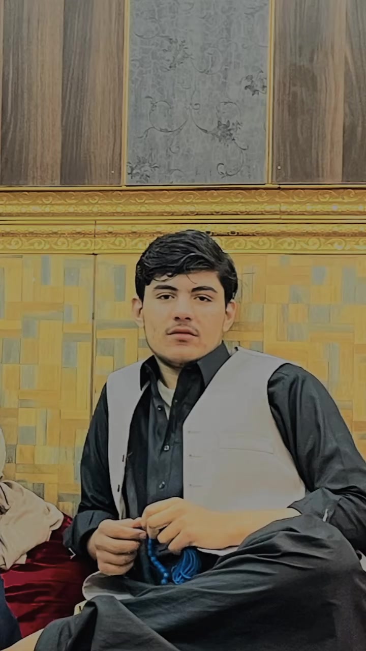 @HAJi🥀KHAN👑