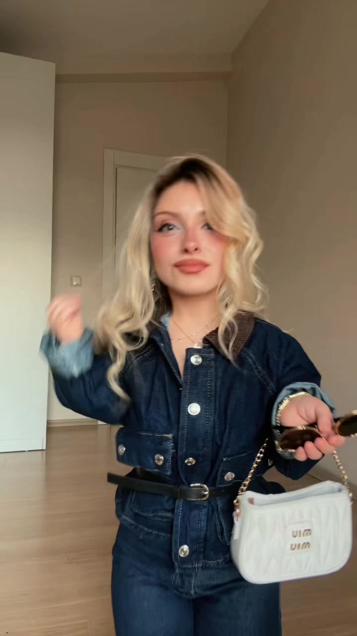 @Ebru Turan
