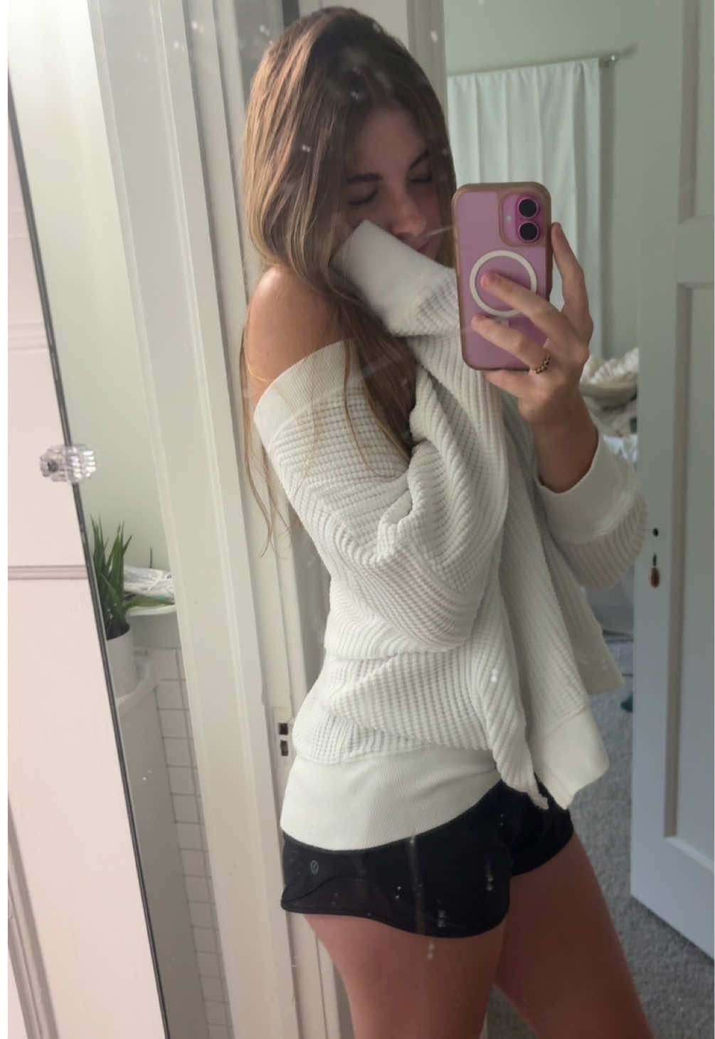 @lolagostel0