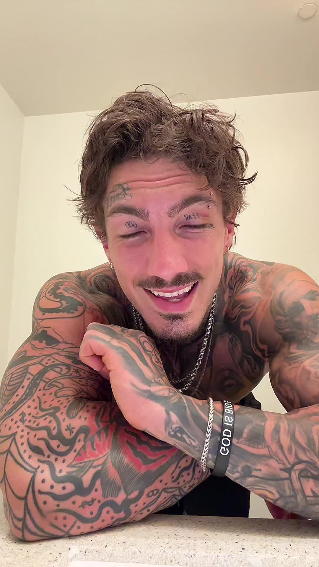 @deanothebarber