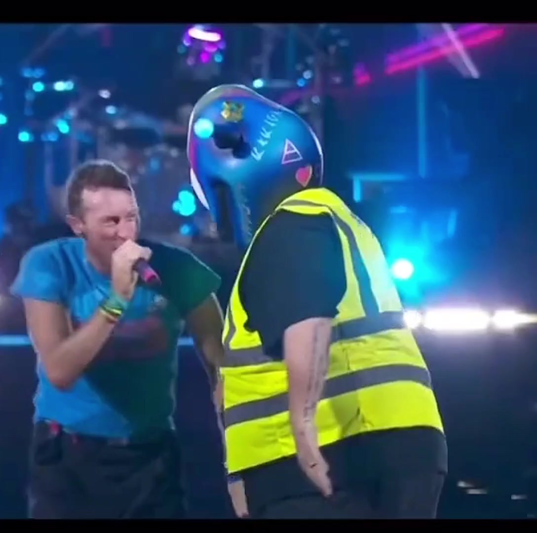 @Chris Martin ♾
