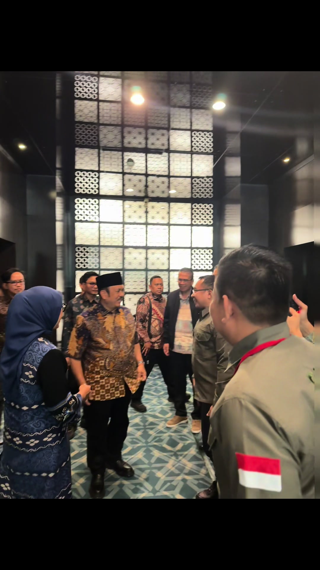 @Kamhar Lakumani