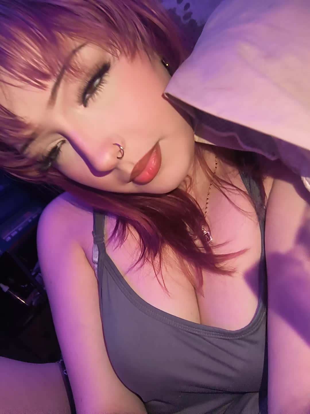 @whosthisdeva!