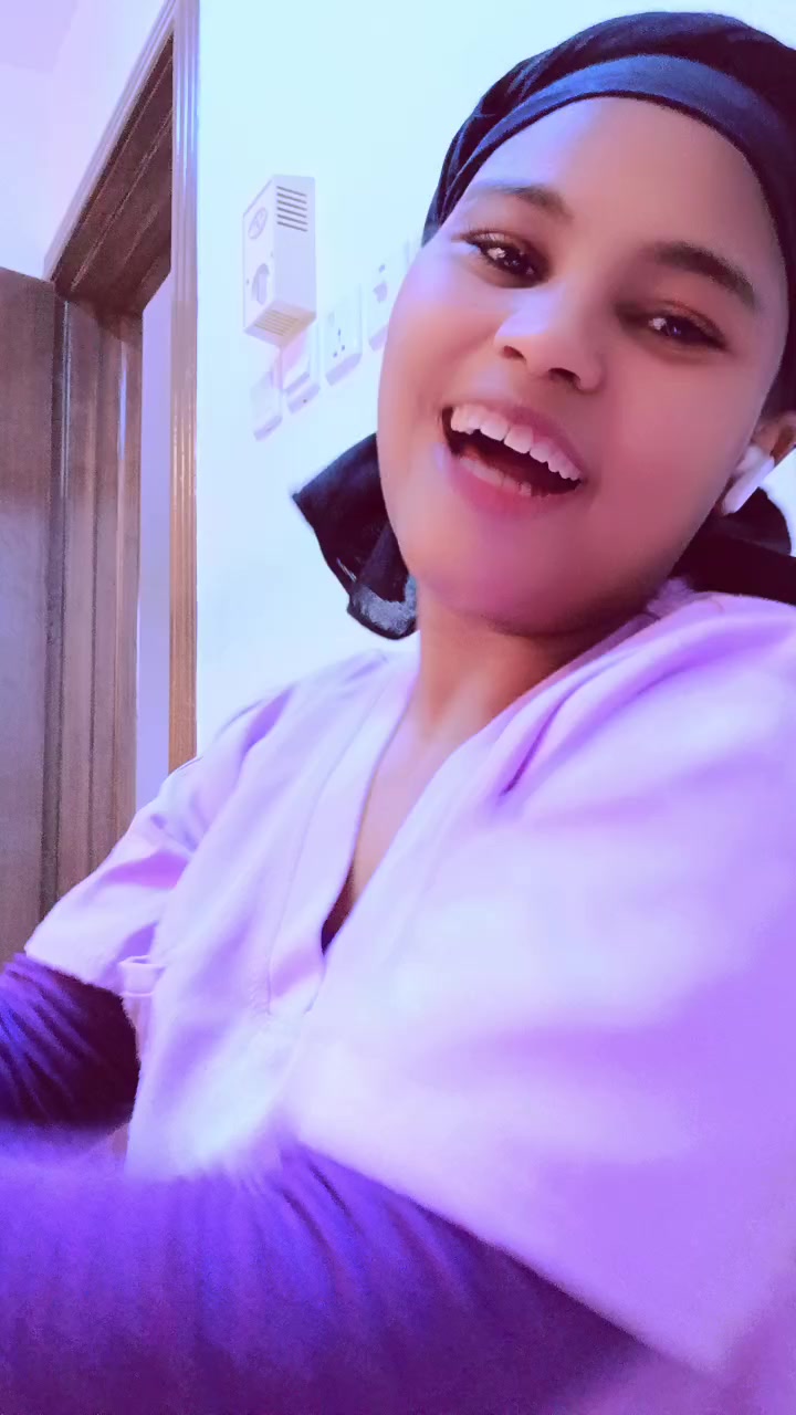 @BillileeAdunga