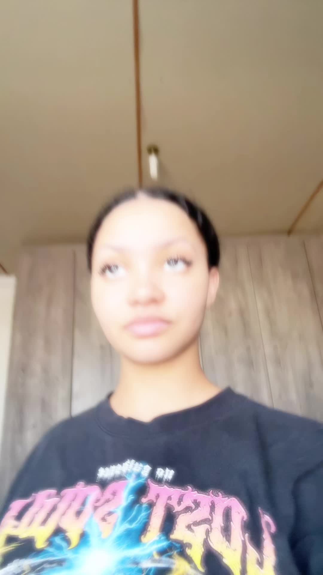 @Te$hn&egrave;🤍