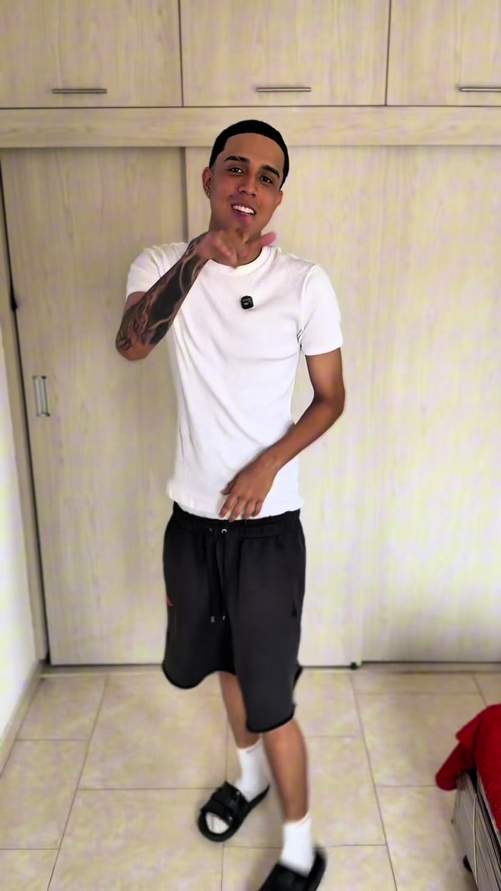 @JuliSann__