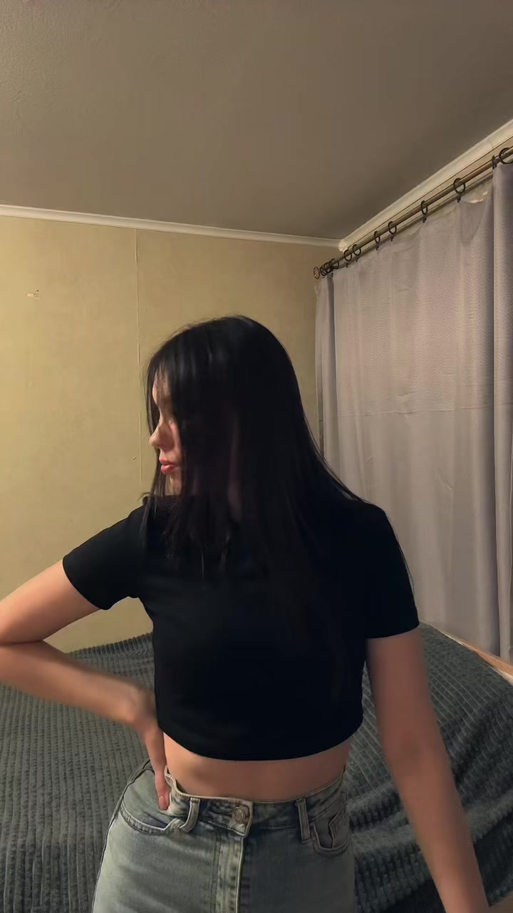 @𝒱𝒶𝓁𝑒𝓇𝓎𝑒𝓋𝓃𝒶🤍