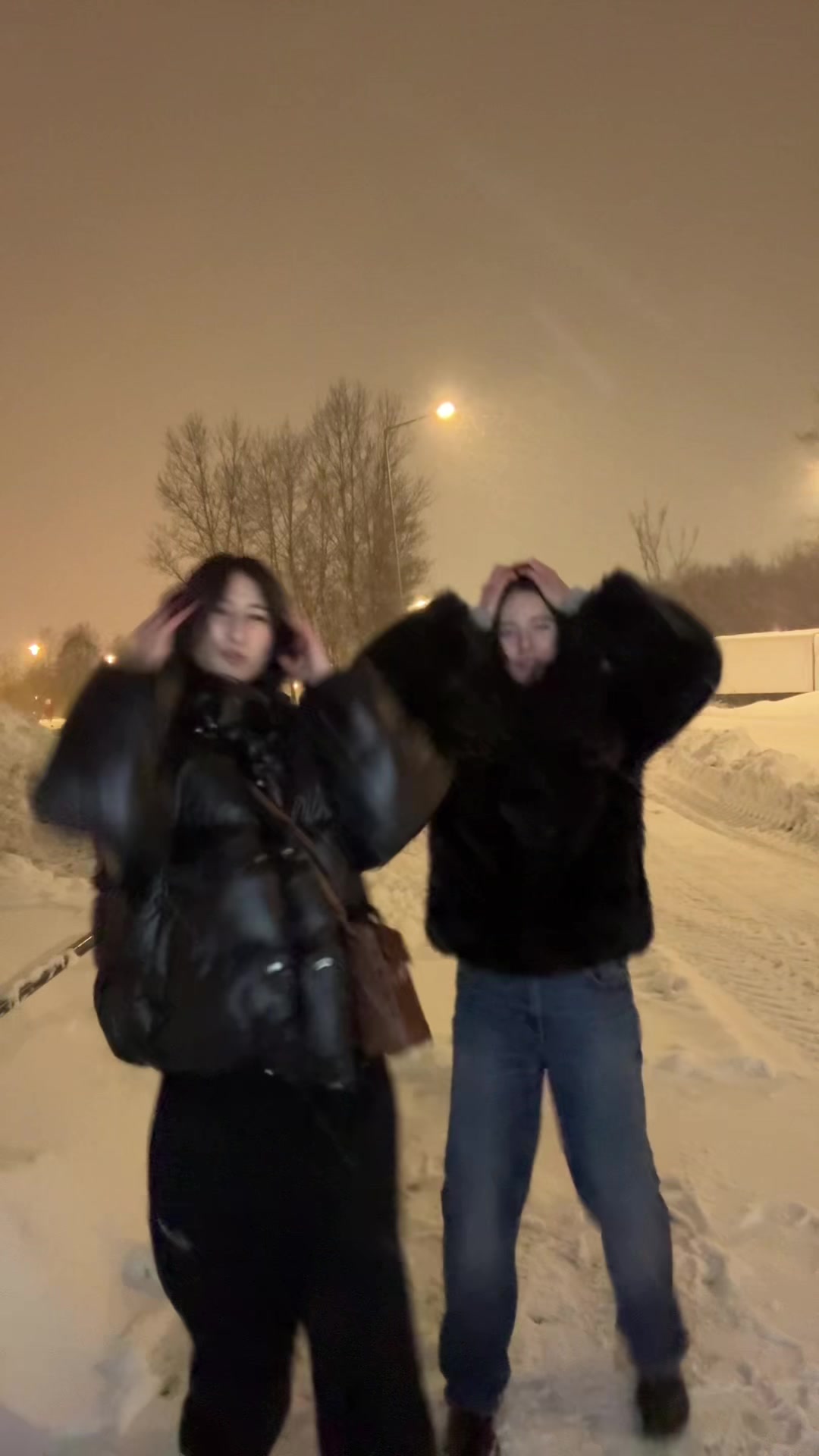 @лёля
