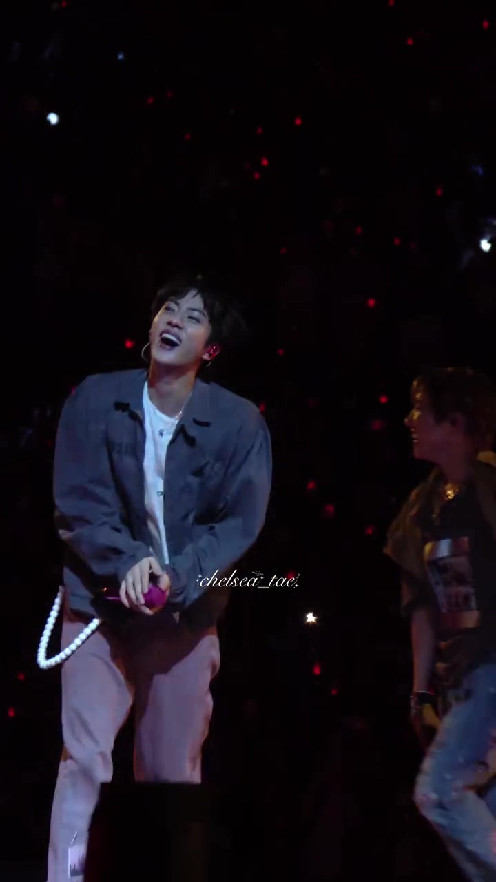 @_taehyungiee.v_
