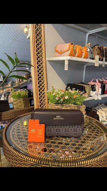 @Kaw Ni Naing(Baby Care&Bag)