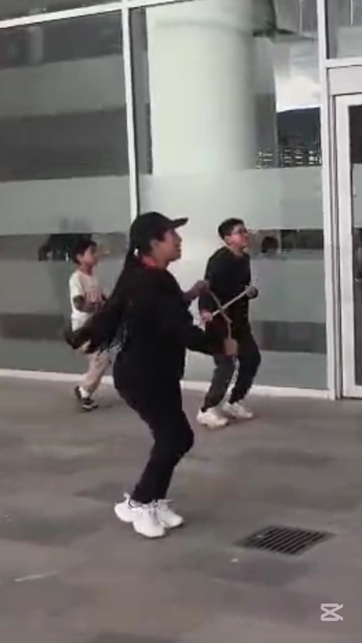 @Shungo Tushuk 💃🇪🇨🕺
