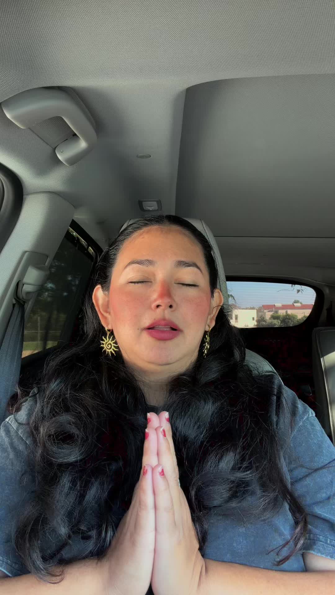 @Aniz809