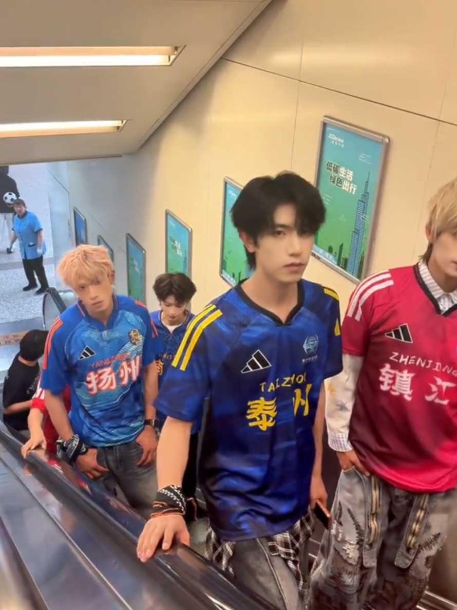 @Chinese2u 小红人