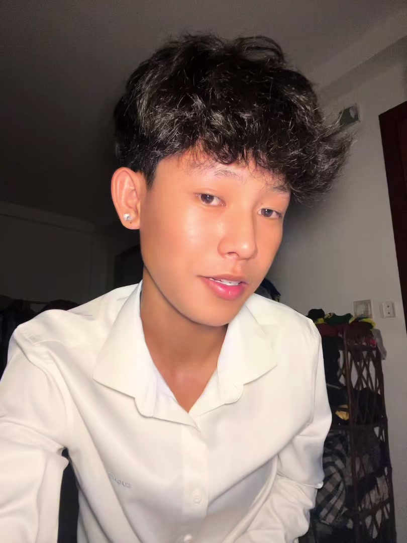 @CHHOŘNG~CHHOŘNG