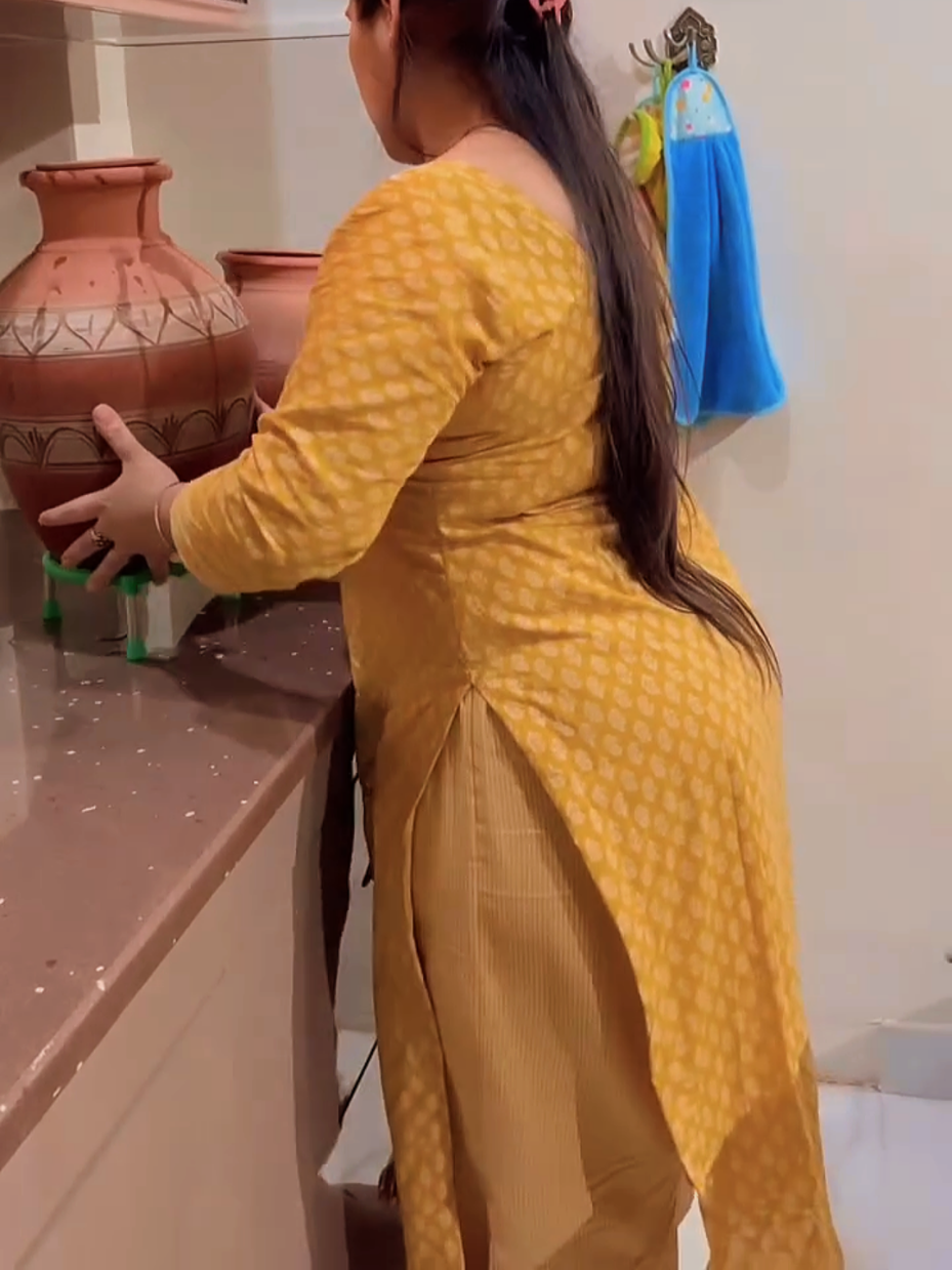 @𝐌𝐚𝐫𝐢𝐚 Gujjar