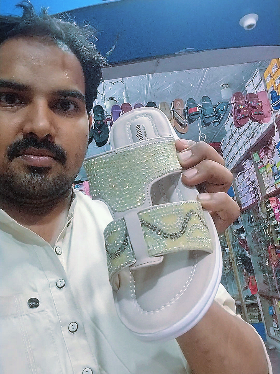 @RAVI SHOE'S DAUR