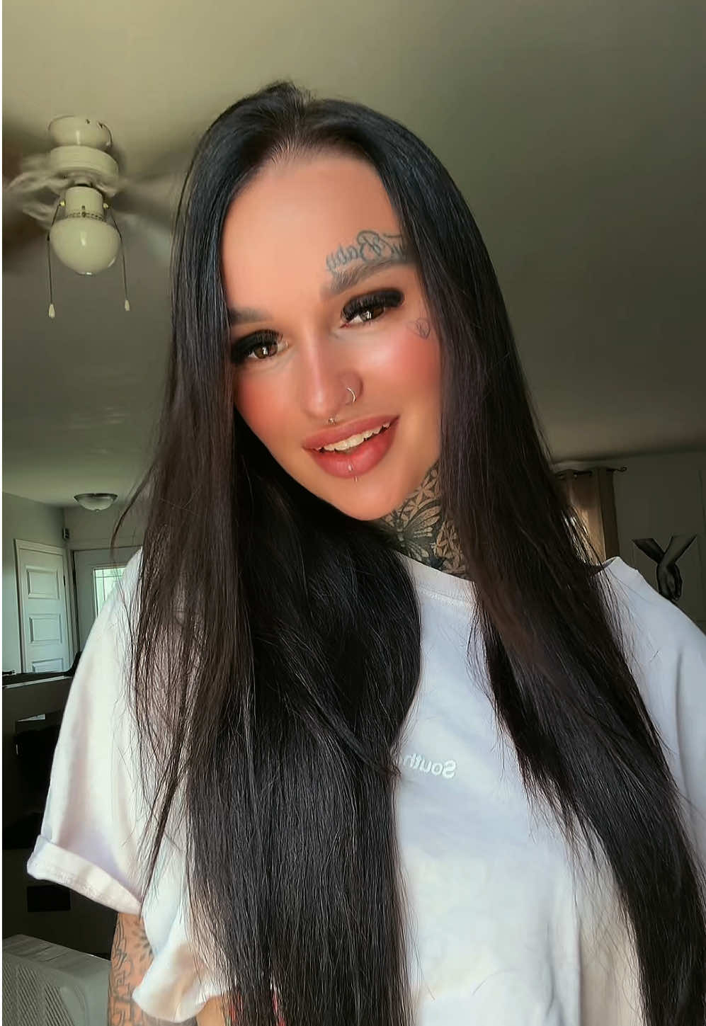 @Alexe🖤