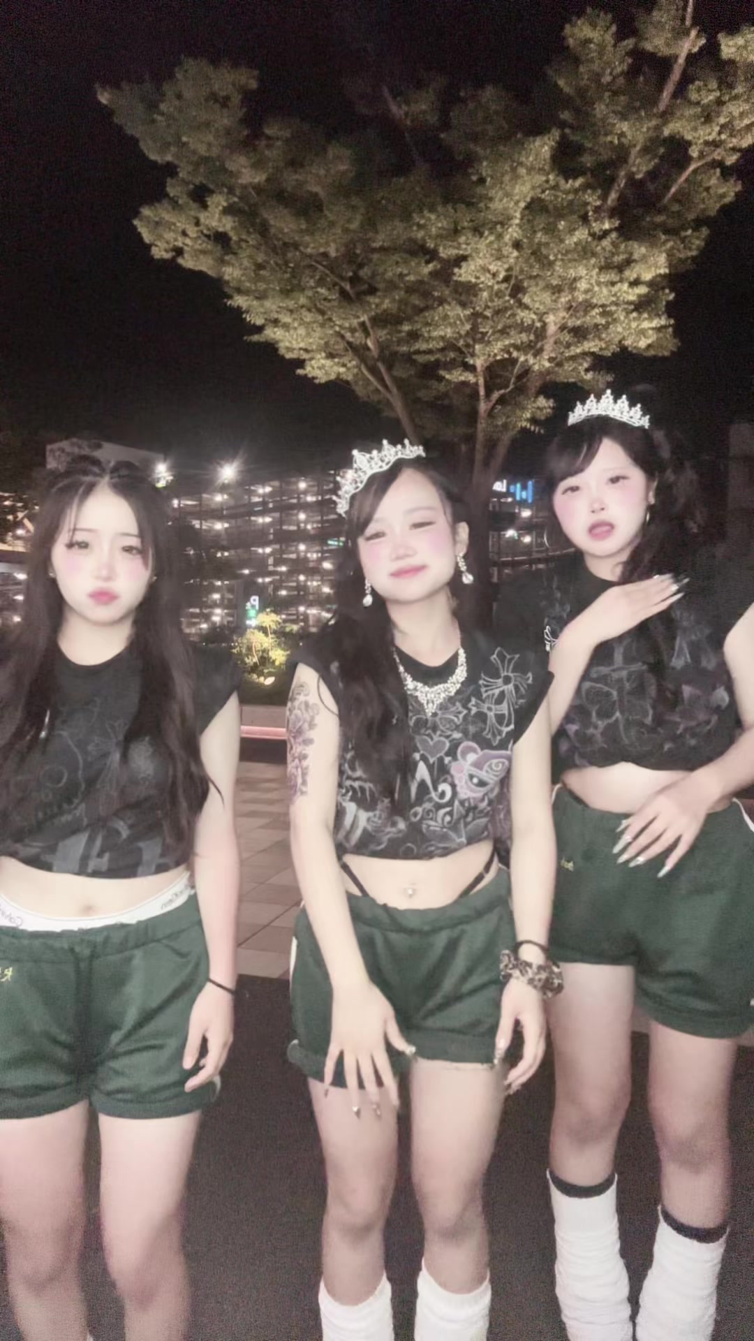 @モモカ