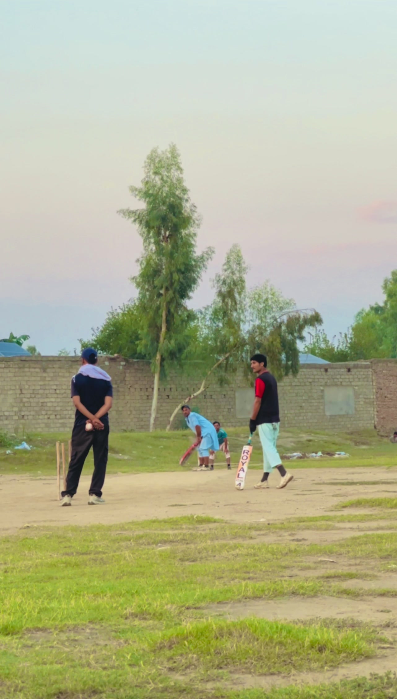 @KHAN G