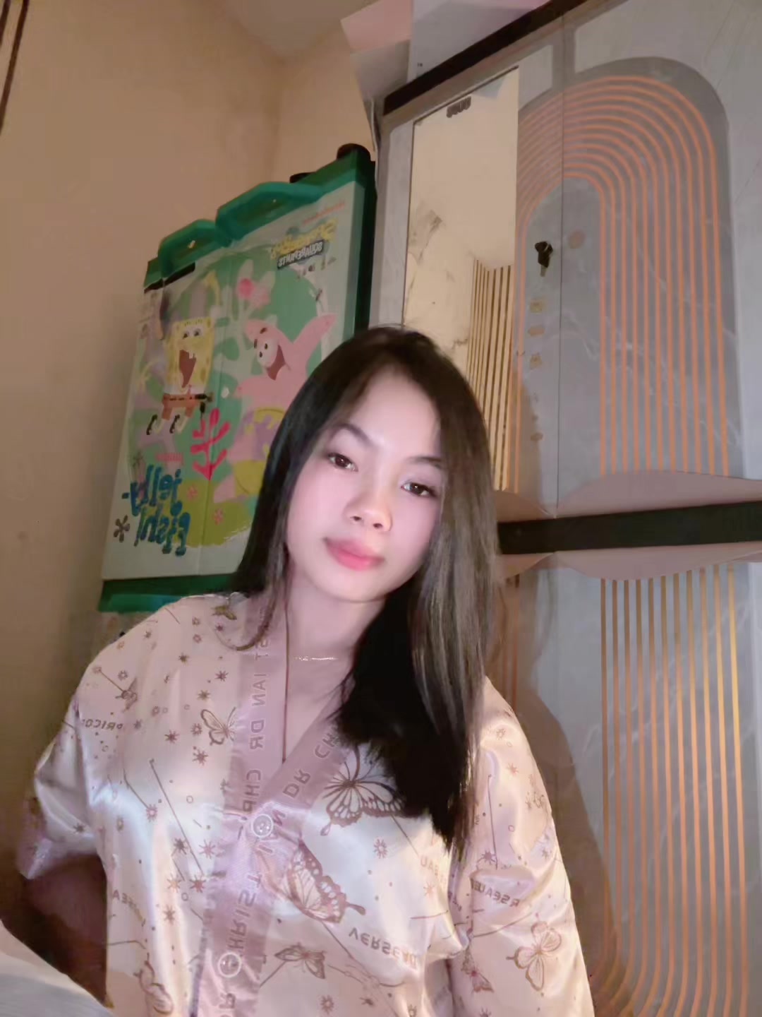 @_ayiiyeee
