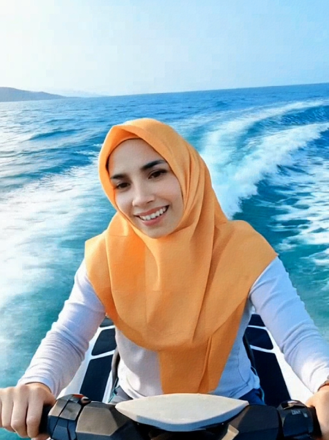 @happy girl 💞 💞tiktok.com/@zi