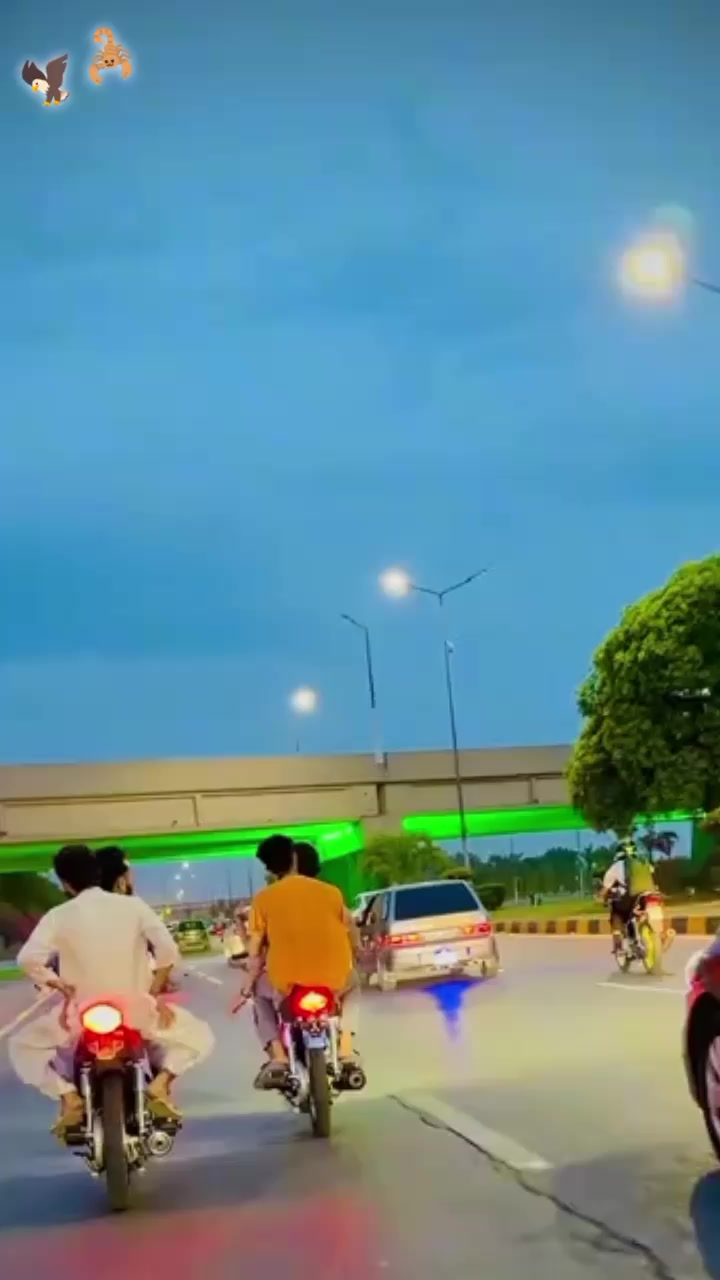 @°_°
