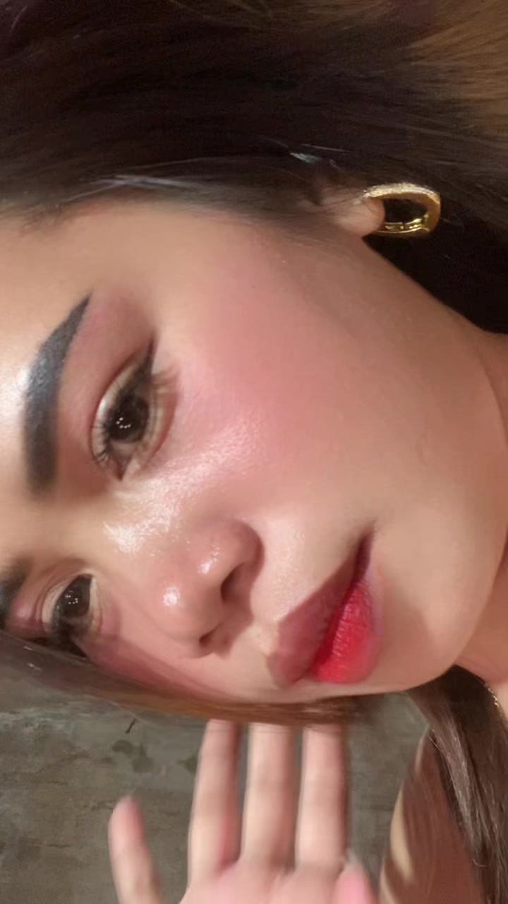 @_