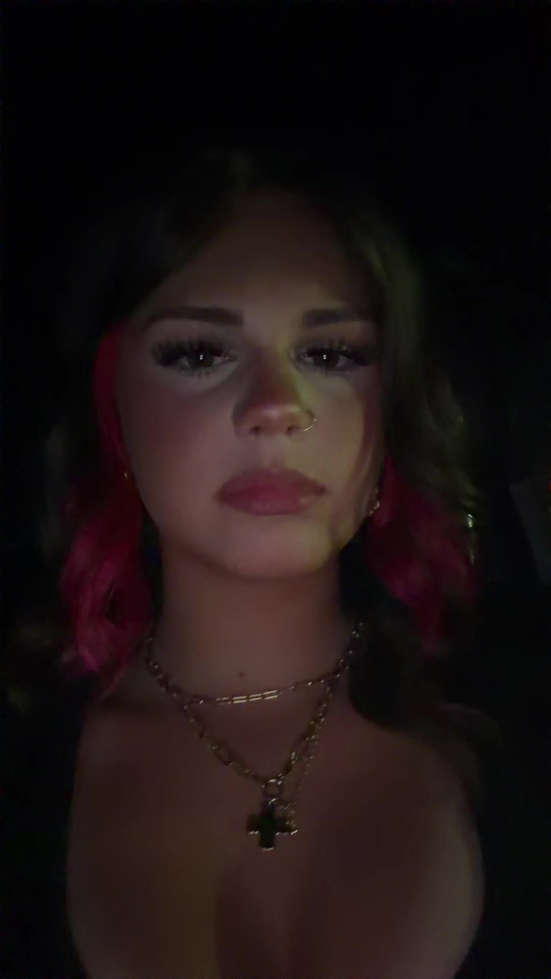 @PresleyLeonor