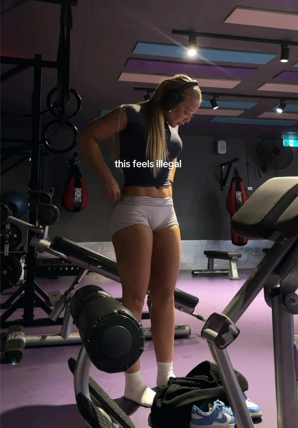 @holliechamberlain